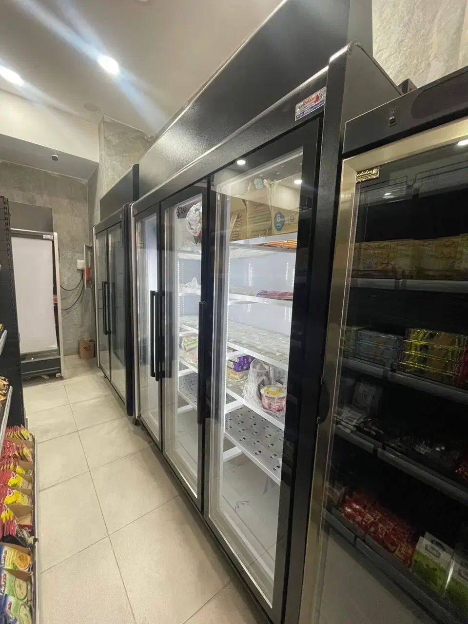 فروش یخچال فریزر فروشگاهی|فروشگاه و مغازه|کرمان, |دیوار