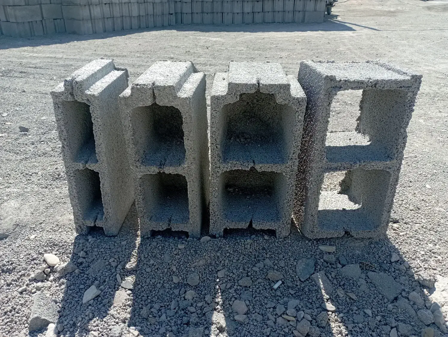 کارگر ساده بلوک جمع کن|استخدام معماری، عمران و ساختمانی|ایذه, |دیوار