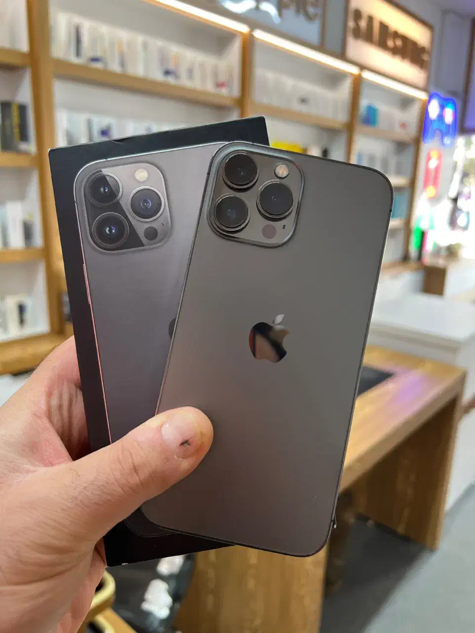 13 poro max  (1ترابایت)|موبایل|خمینی‌شهر, |دیوار