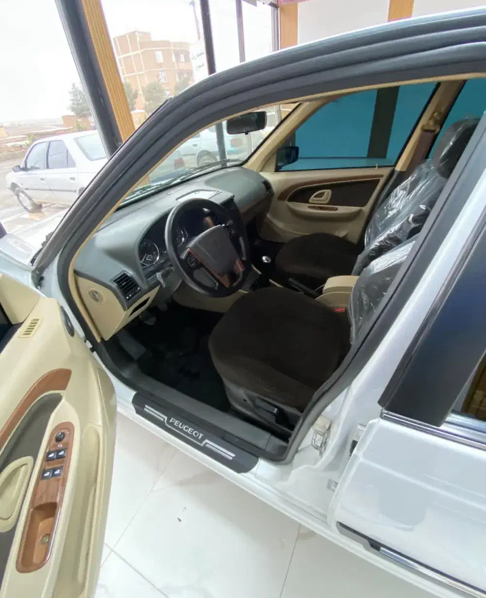 پرشیا ۴۰۲موتور جدید بی نقطه خشک|خودرو سواری و وانت|قشلاق دشت, |دیوار