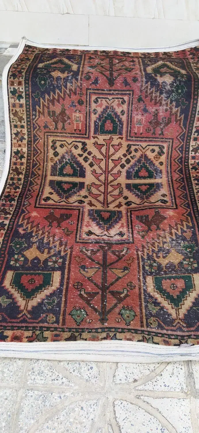 فرش دست بافت|فرش|اصفهان, ارزنان|دیوار