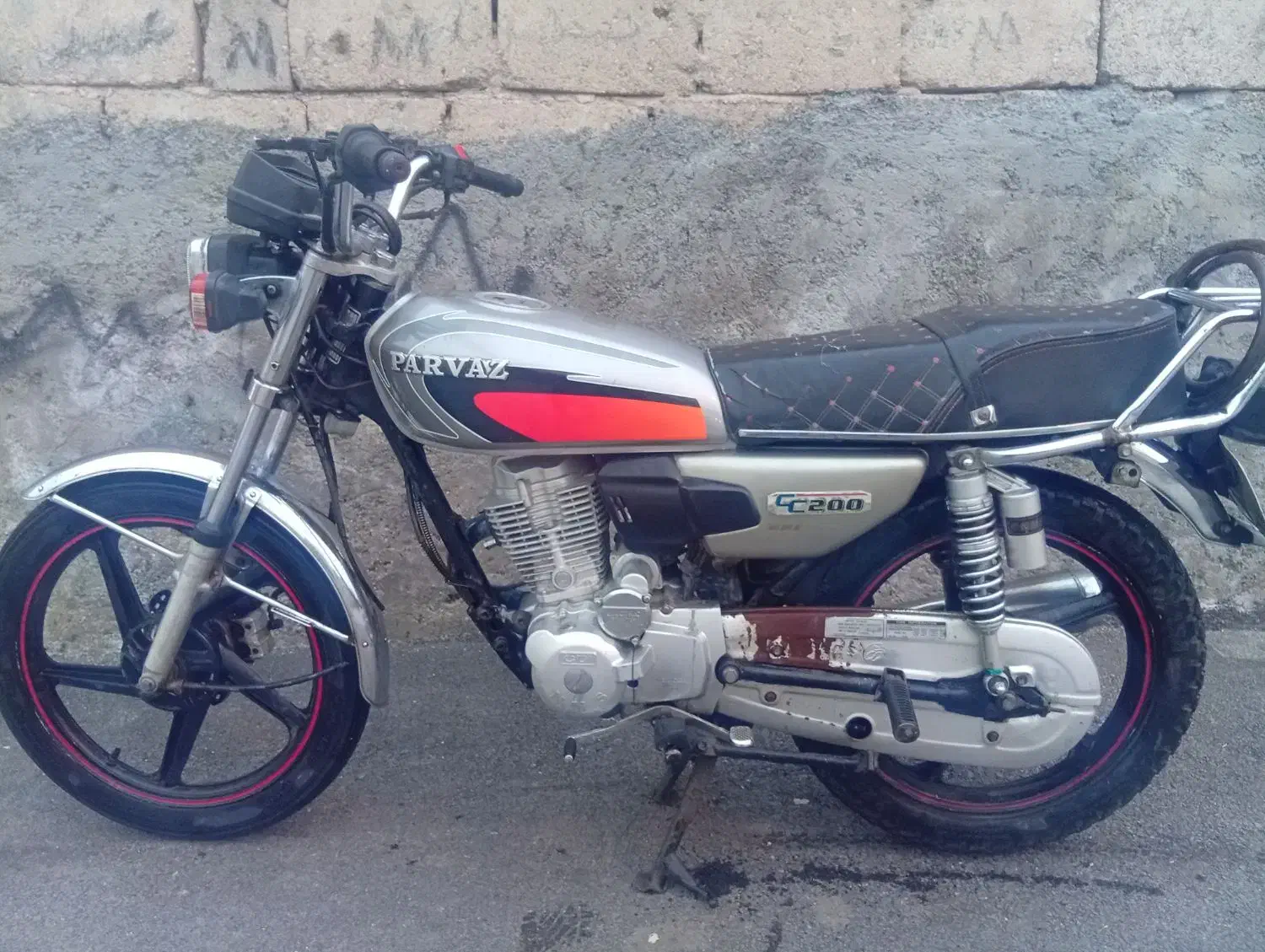 پرواز 200مدل 1401|موتورسیکلت|بندرعباس, |دیوار