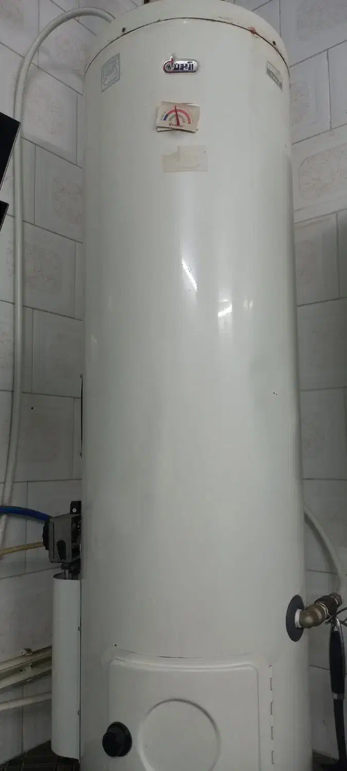 خانه واشپزخانه|آبگرمکن، پکیج، شوفاژ|لار, |دیوار