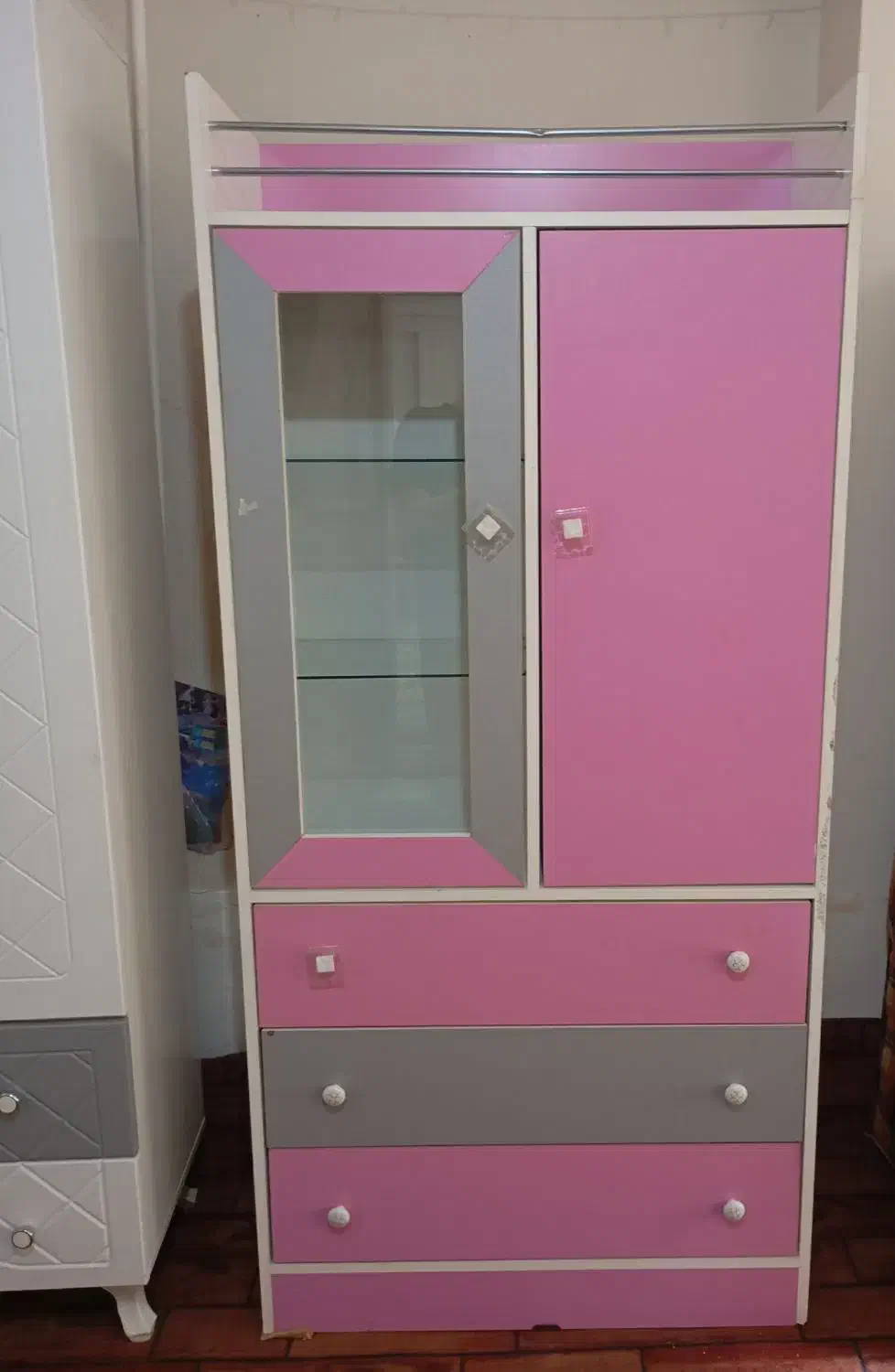 کمد لباس|جاکفشی، کمد، دراور|نیشابور, امین اسلامی|دیوار