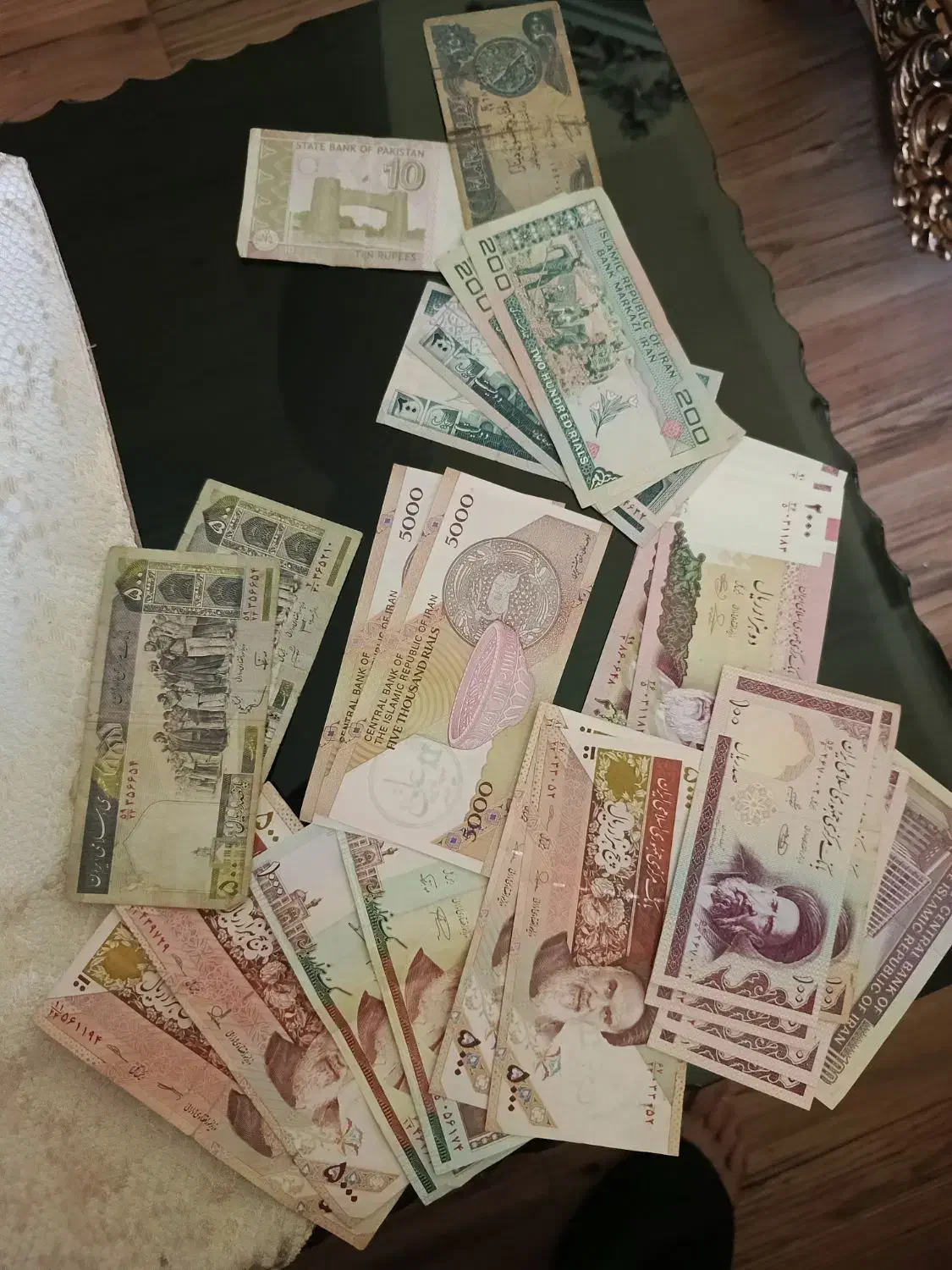 کلکسیون|کلکسیون سکه، تمبر، اسکناس|دورود, |دیوار