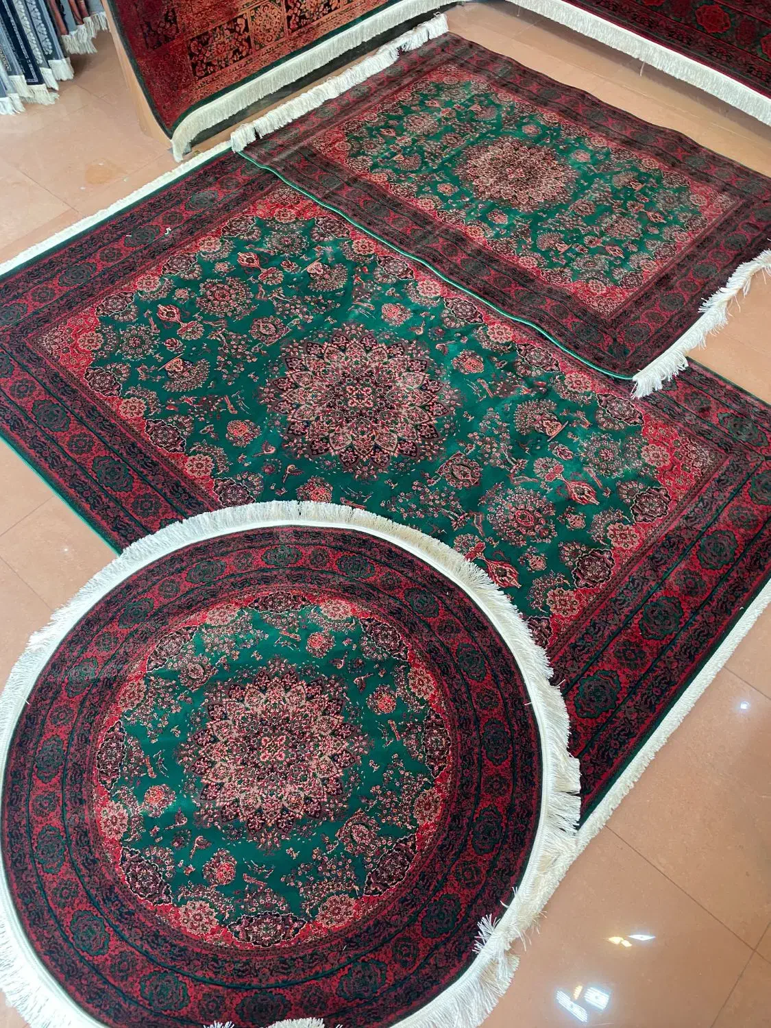 فرش سبز کله غازی|فرش|ارومیه, |دیوار