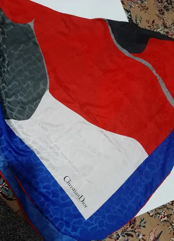 روسری ساتن ژاکارد خارجی دور دست دوز سایز بزرگ|لباس|کرمانشاه, |دیوار