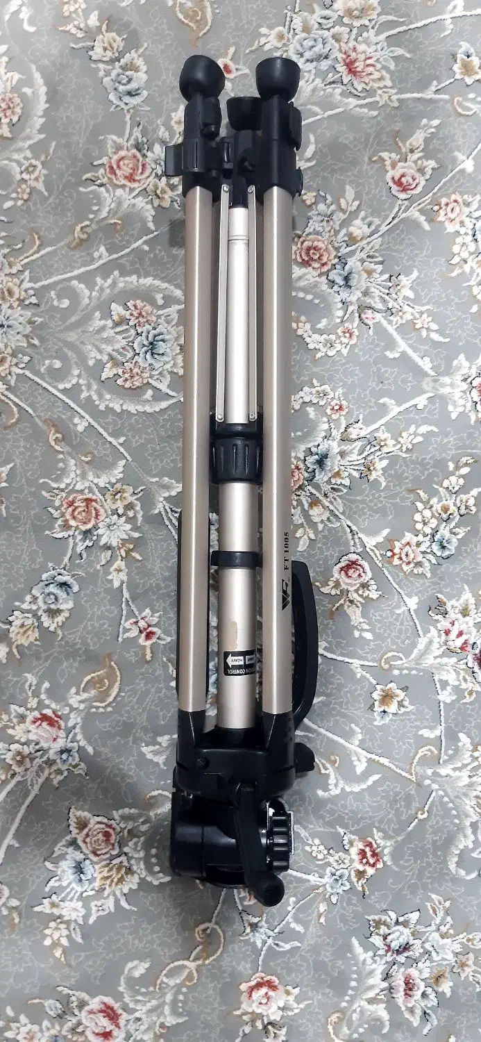 پایه دوربین|دوربین عکاسی و فیلمبرداری|آبادان, |دیوار