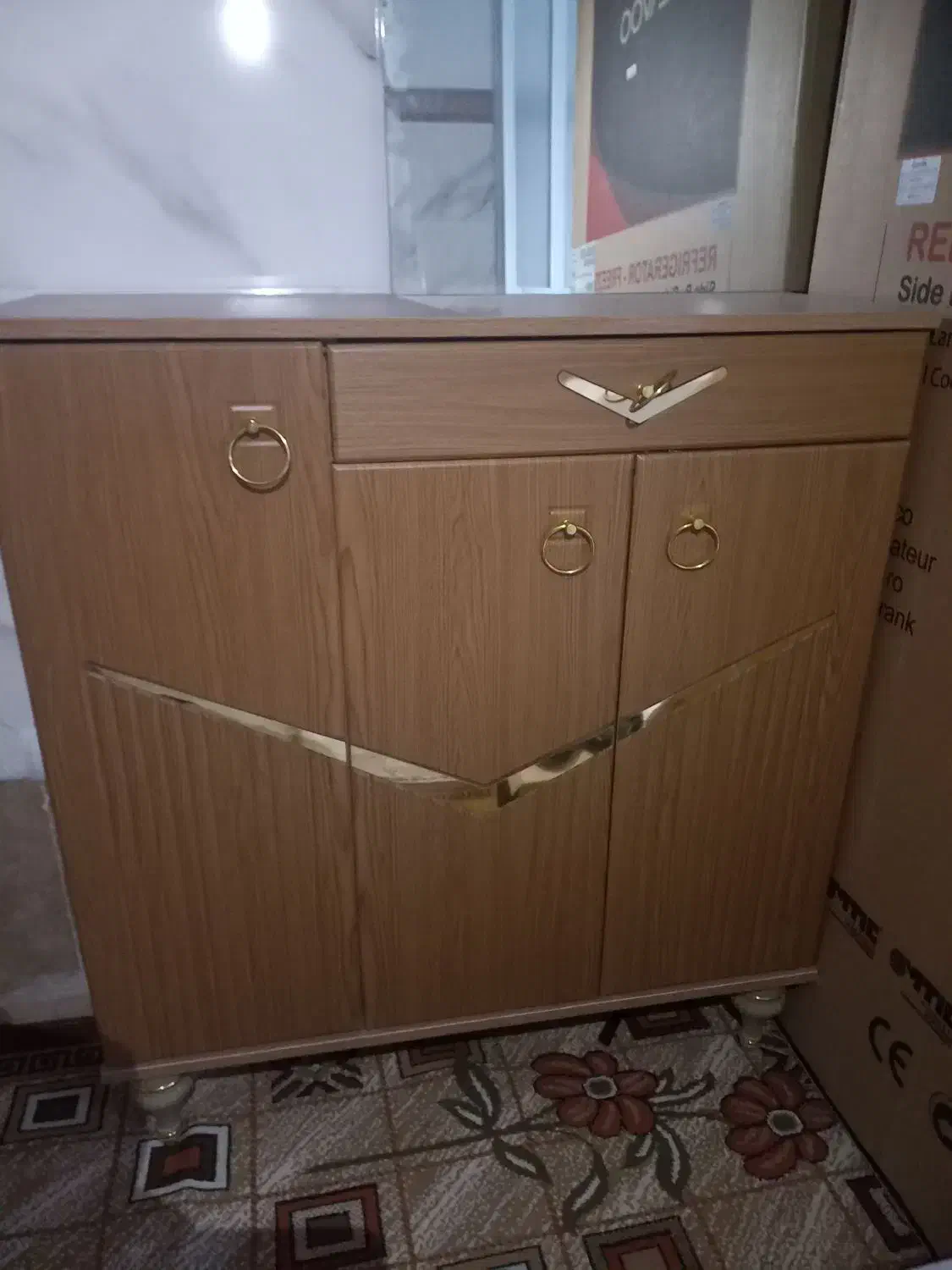 جاکفشی|جاکفشی، کمد، دراور|شهریار, شهرک بهاران (ویره)|دیوار