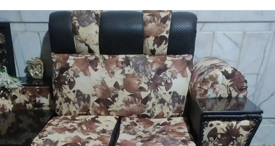 مبل هفت نفره همراه با میز گوشه مبلی|مبلمان خانگی و میز عسلی|زاهدان, |دیوار