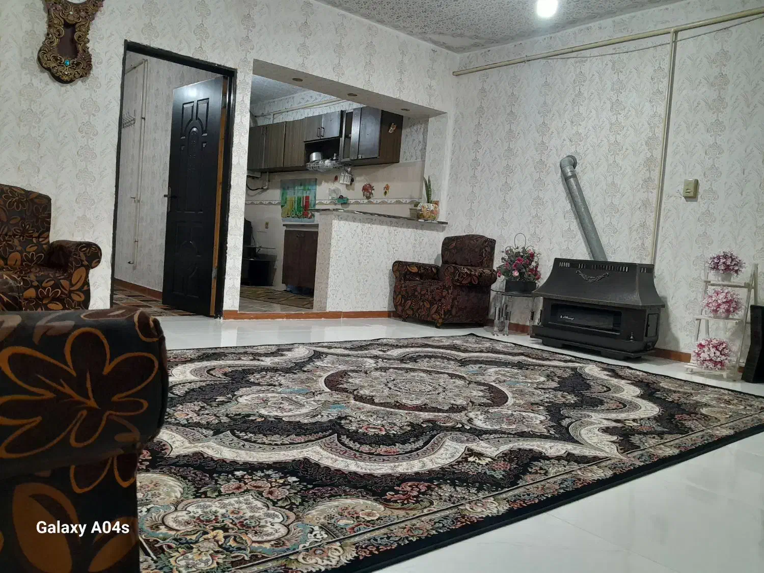 سوئیت‌۸۰متری‌دربست‌باپارکینگ|اجارهٔ کوتاه‌مدت آپارتمان و سوئیت|رشت, کوی عرفان|دیوار