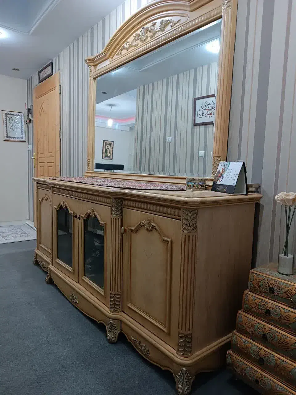 کنسول آینه چوبی|بوفه، ویترین، کنسول|تهران, نازی‌آباد|دیوار