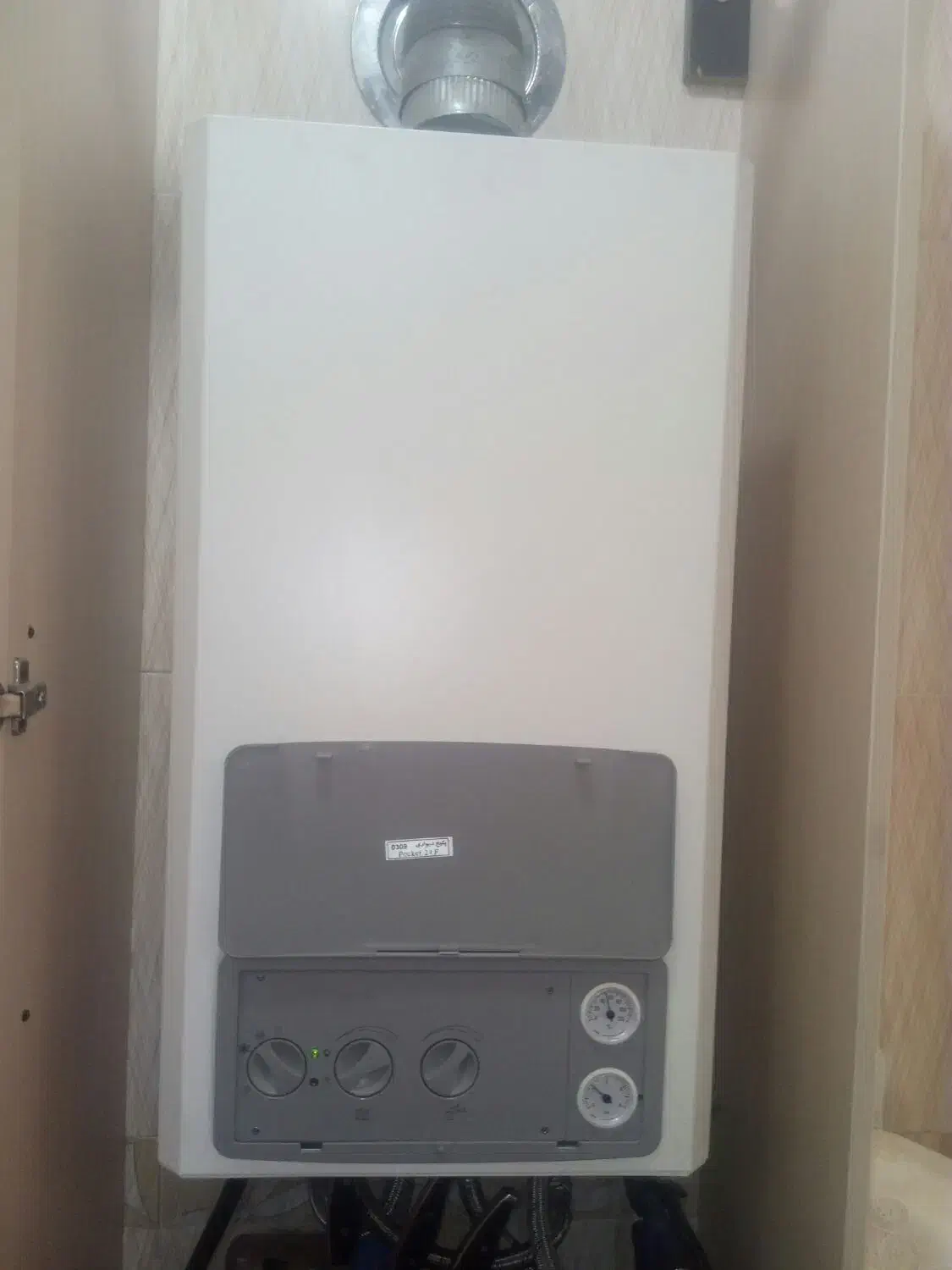 تعمیر انواع پکیج و ابگرمکن|آبگرمکن، پکیج، شوفاژ|حمیدیا, |دیوار