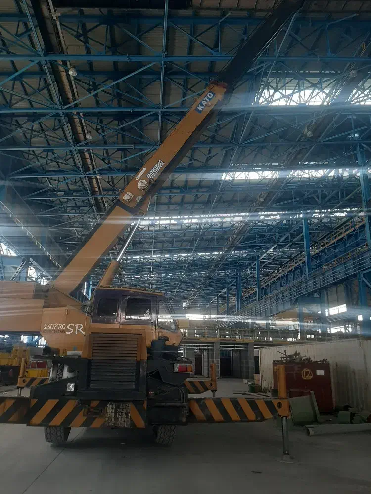 فروش جرثقیل 25تن کارگاهی کاتو|خودرو سنگین|قطرویه, |دیوار