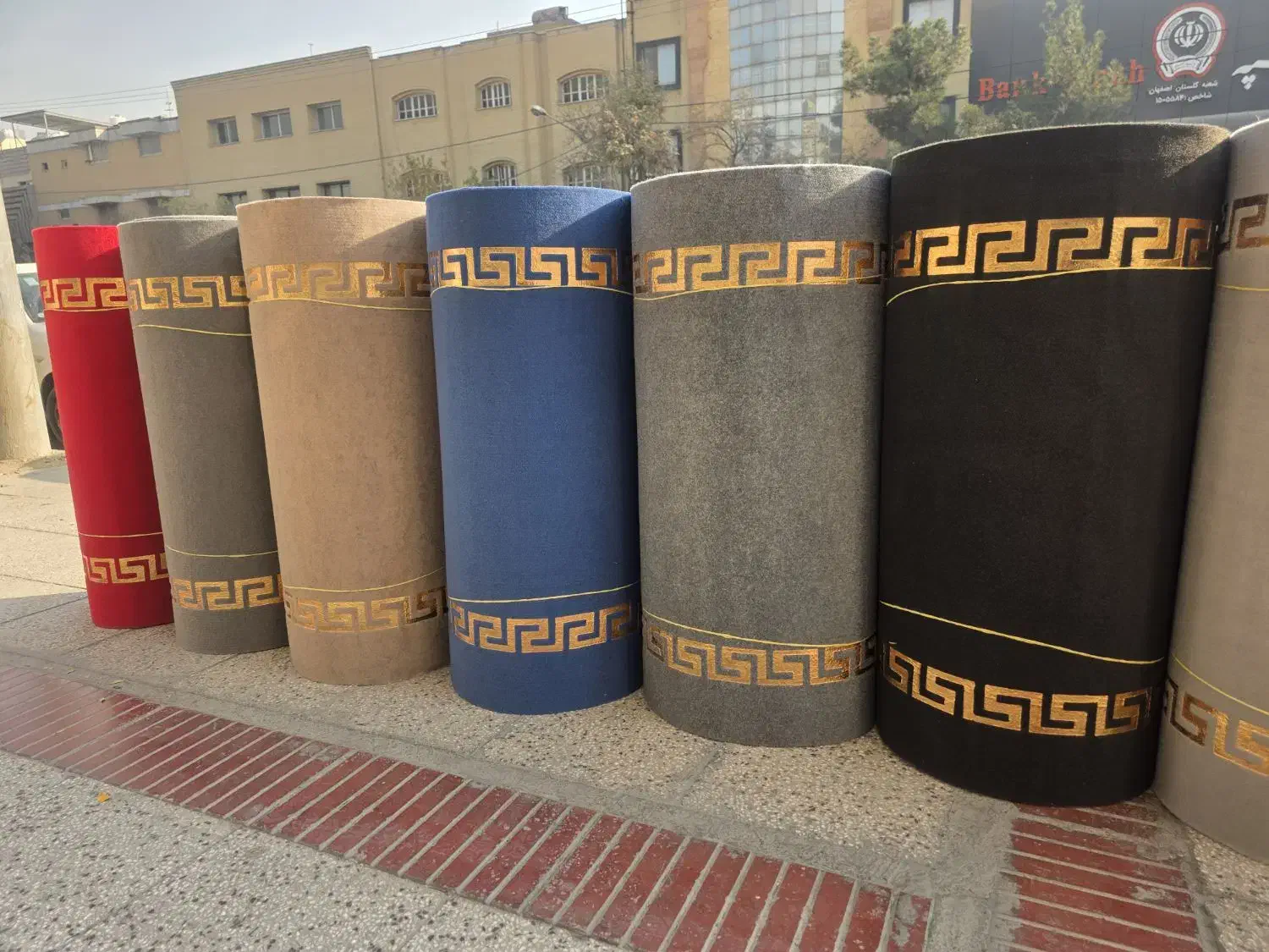 ( موکت ) ورساچ تشریفاتی راه پله|موکت|اصفهان, فجر|دیوار