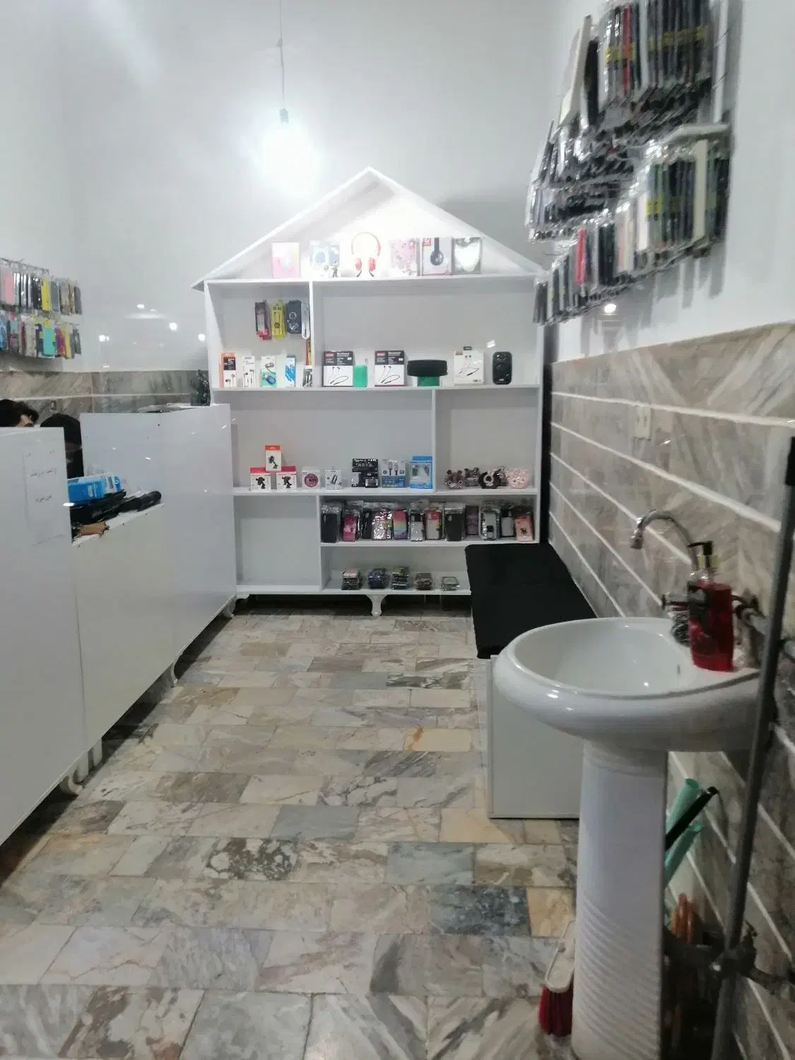 ویترین مغازه mdf|فروشگاه و مغازه|قزوین, |دیوار
