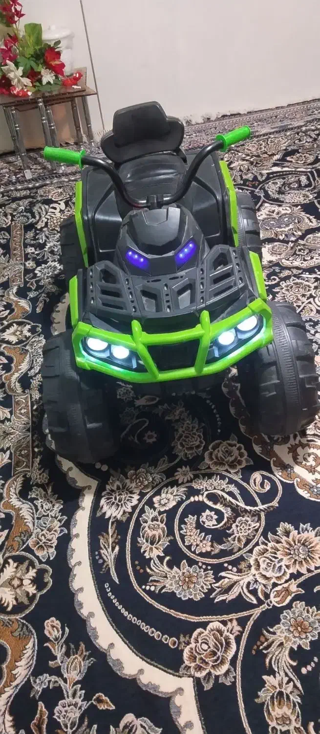 موتور یا ماشین شارژی|اسباب و اثاث بچه|گلبهار, شهر جدید گلبهار|دیوار