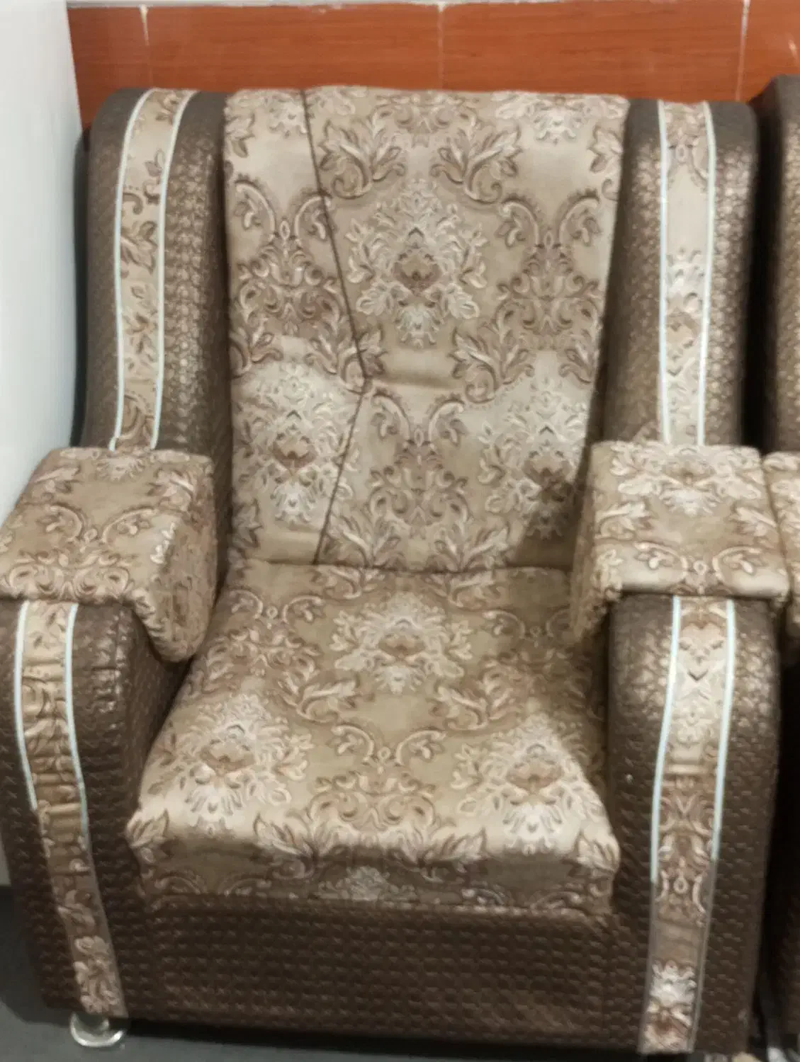 مبل|مبلمان خانگی و میز عسلی|زابل, |دیوار