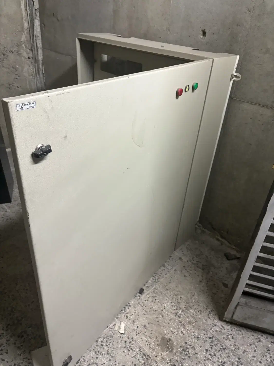 تابلو برق|مصالح و تجهیزات ساختمان|تهران, سوهانک|دیوار