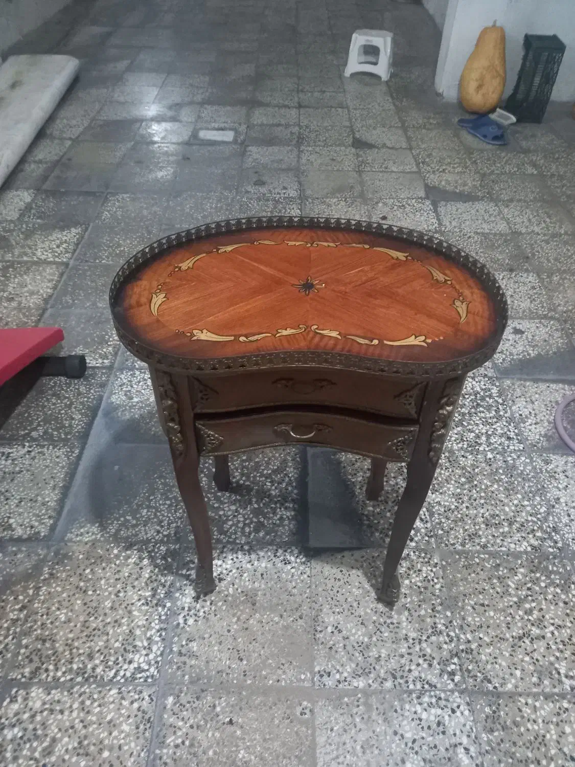 میز تلفن یا پای تختی|میز تلفن|گرگان, |دیوار