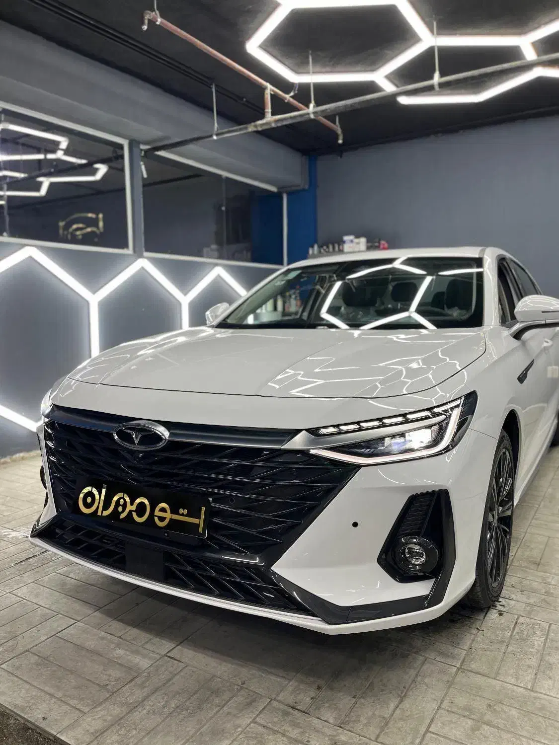 آریزو۸ نقد تک مرحله ای قیمت قطعی|خودرو سواری و وانت|اهواز, کیانپارس |دیوار