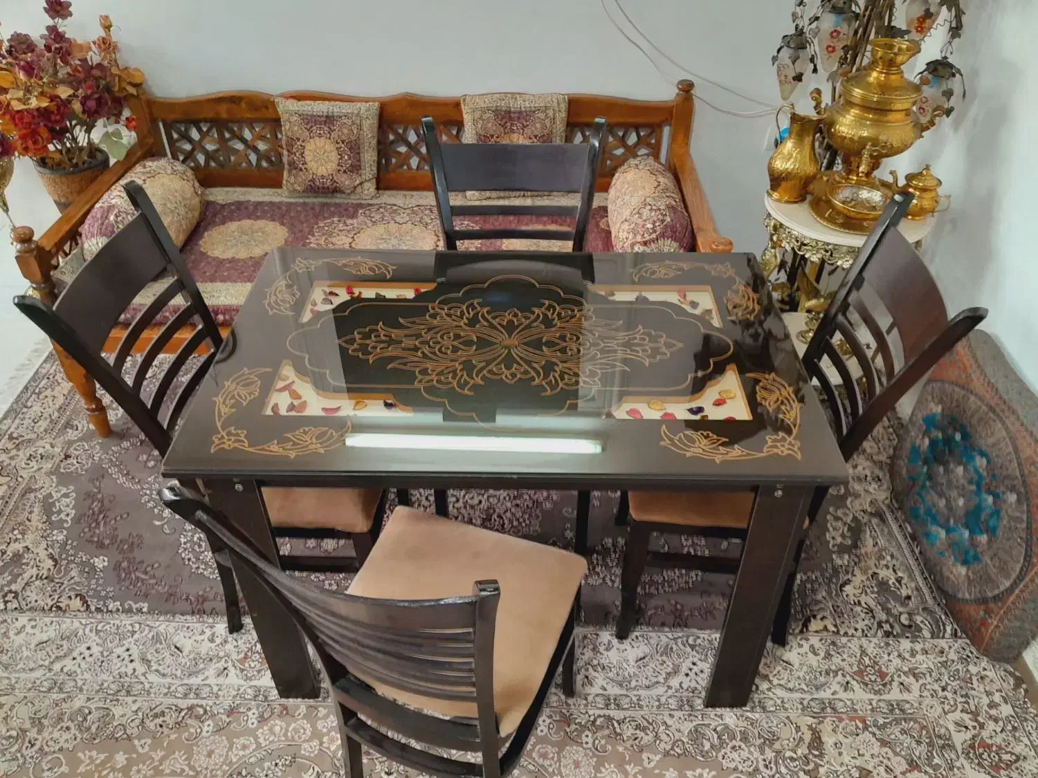 میز ناهار خوری شش نفره و چهار نفره|میز و صندلی غذاخوری|لاهیجان, رجایی|دیوار