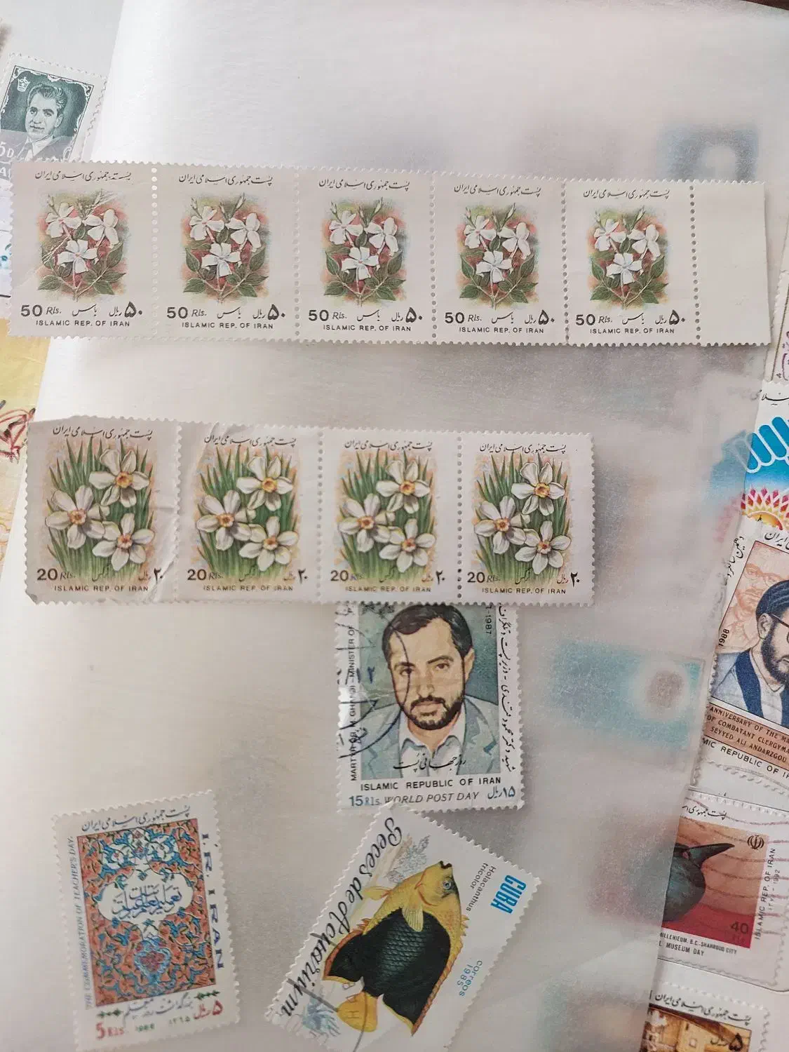 تمبر پستی وکوپن قدیمی|کلکسیون اشیاء عتیقه|مشهد, عامل|دیوار