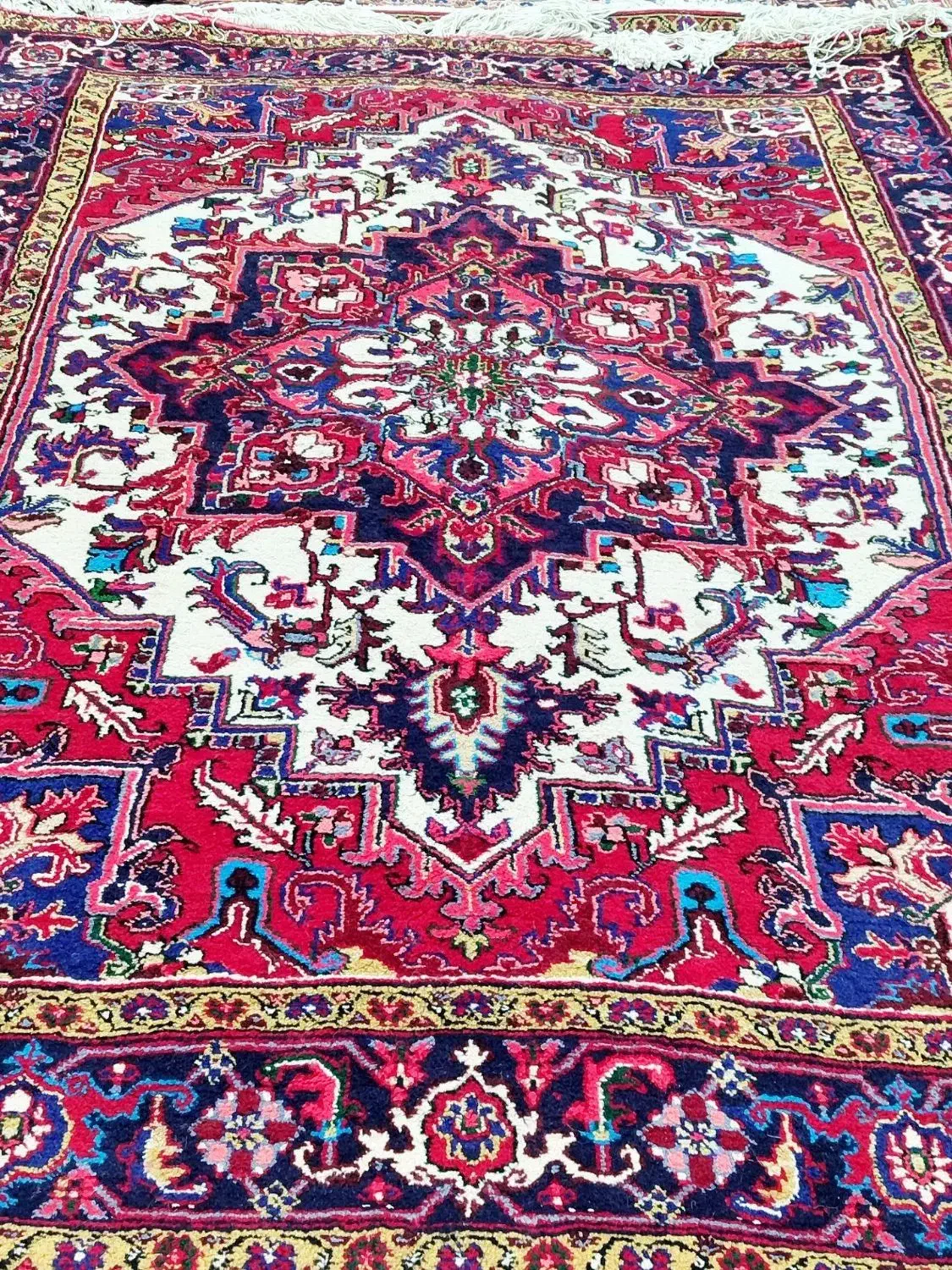 یه تیکه فرش دستبافت 6متری|فرش|تبریز, |دیوار