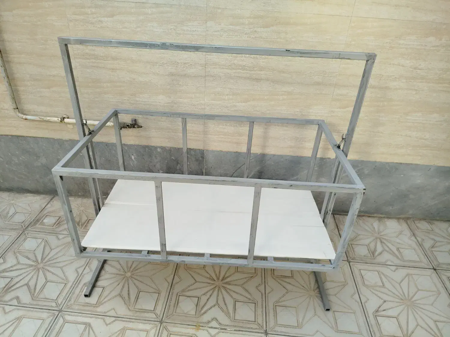 تخت گهواره ای کودک|تخت و سرویس خواب|مرند, |دیوار