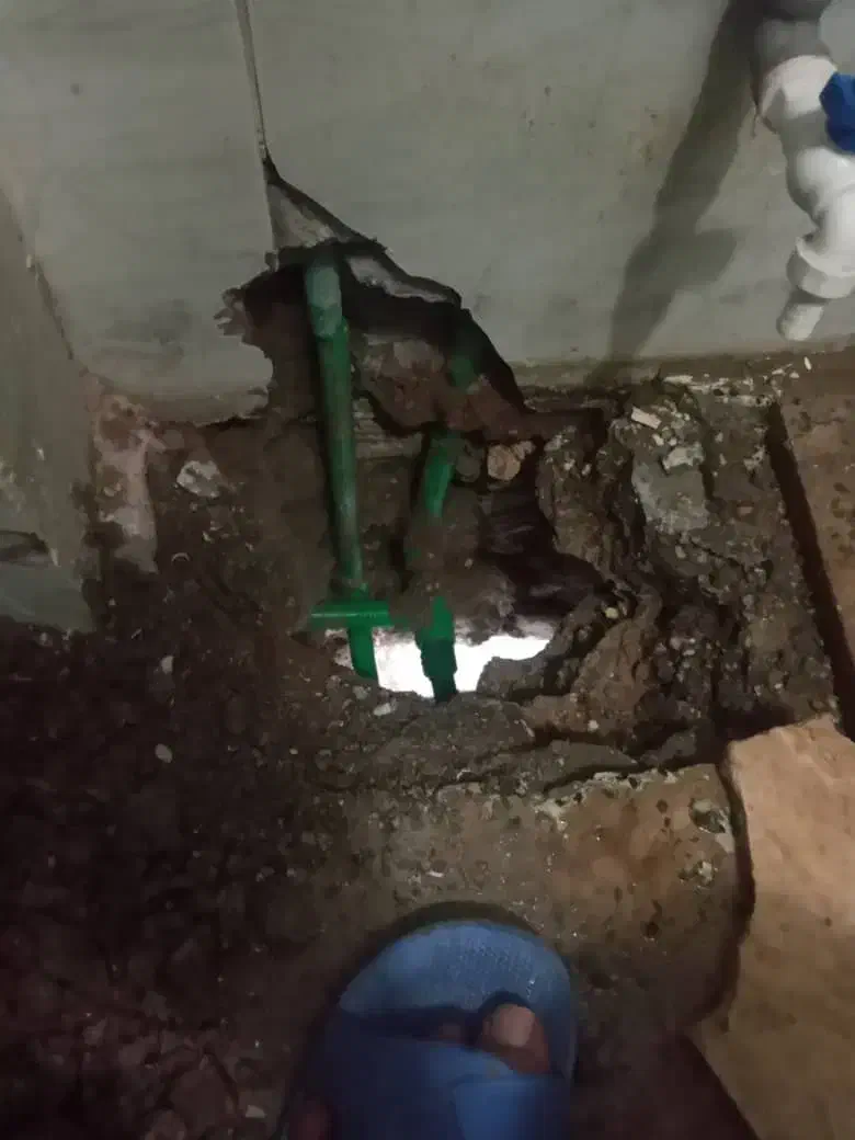 فروش ابگرمکن  تعمیرات نصب سرویس نصاب تعمیرکار|آبگرمکن، پکیج، شوفاژ|اهواز, کیان اباد|دیوار