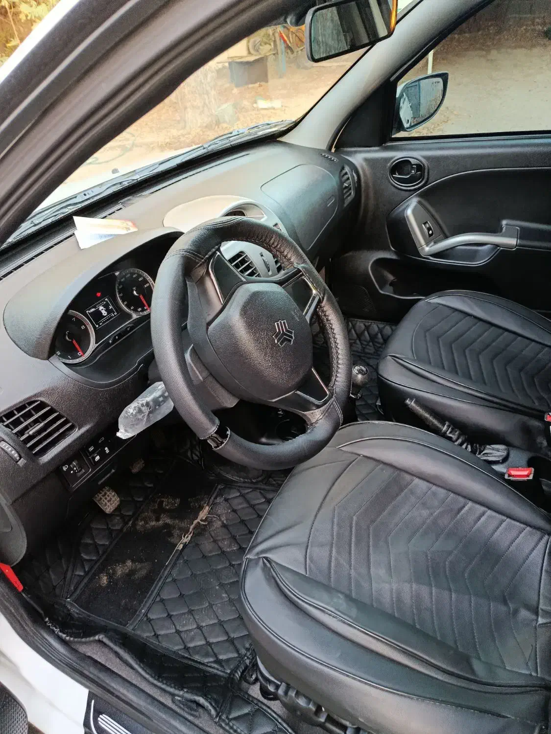 کوییک rs سفید مشکی|خودرو سواری و وانت|بندرعباس, |دیوار