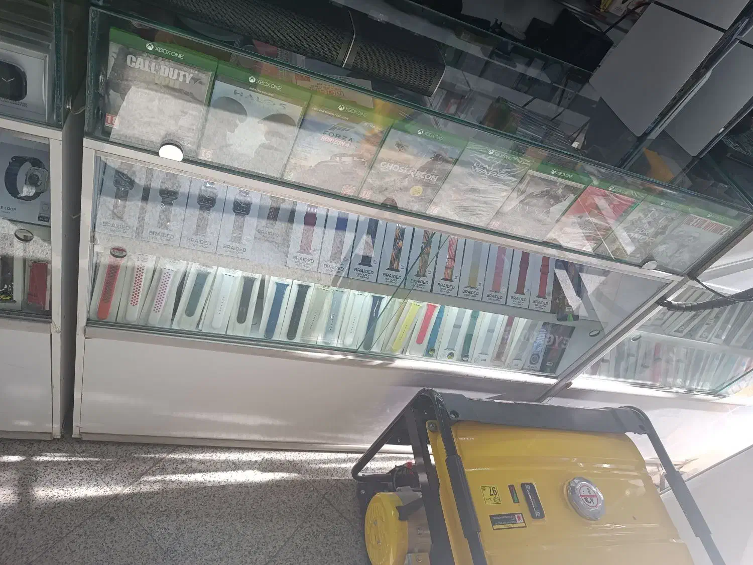 ویترین|فروشگاه و مغازه|مشهد, هنرستان|دیوار