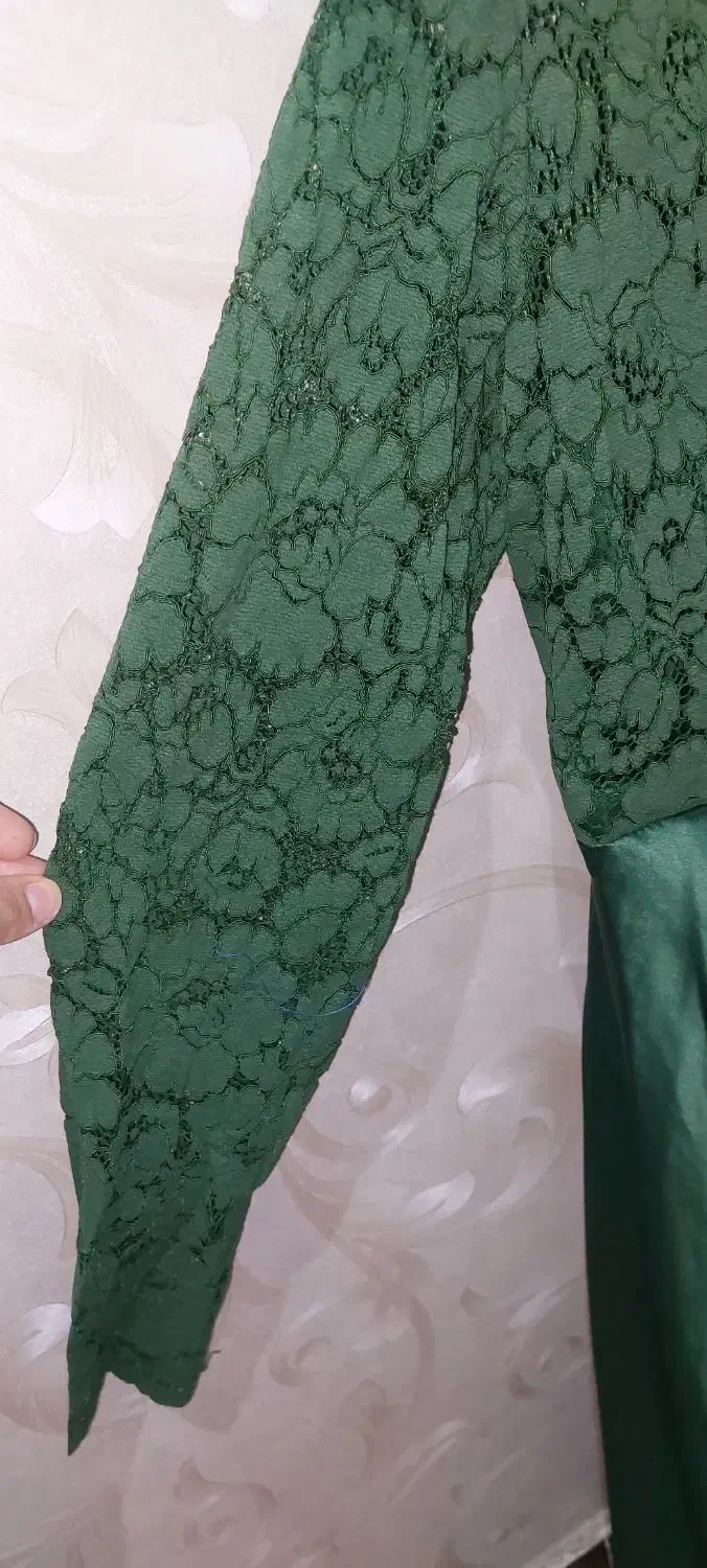 لباس مجلسی|لباس|سنگر, |دیوار