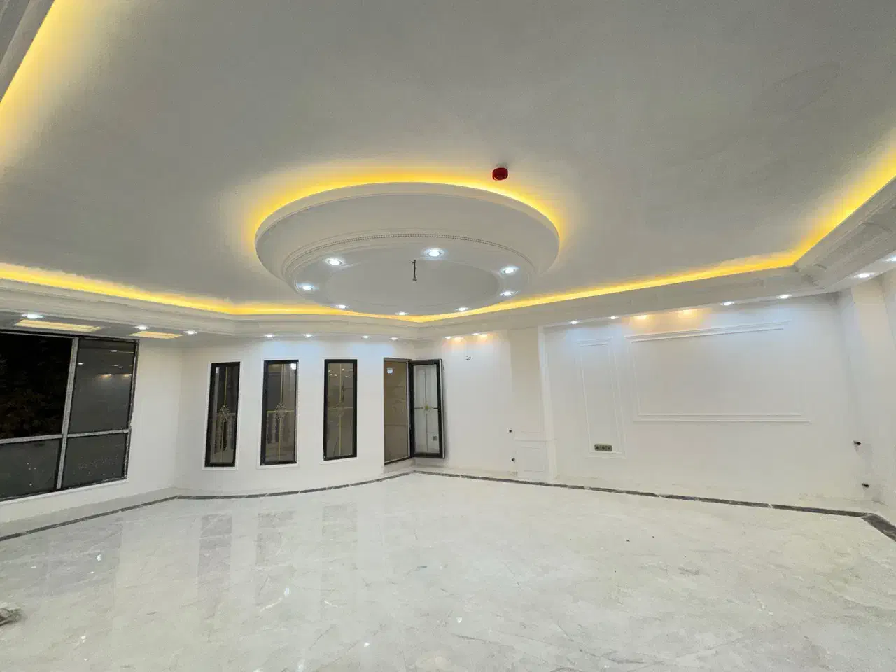 آپارتمان ۲۰۰متر/ کلید اول/ ۳ خواب/ مطهری|اجارهٔ آپارتمان|خرم‌آباد, |دیوار