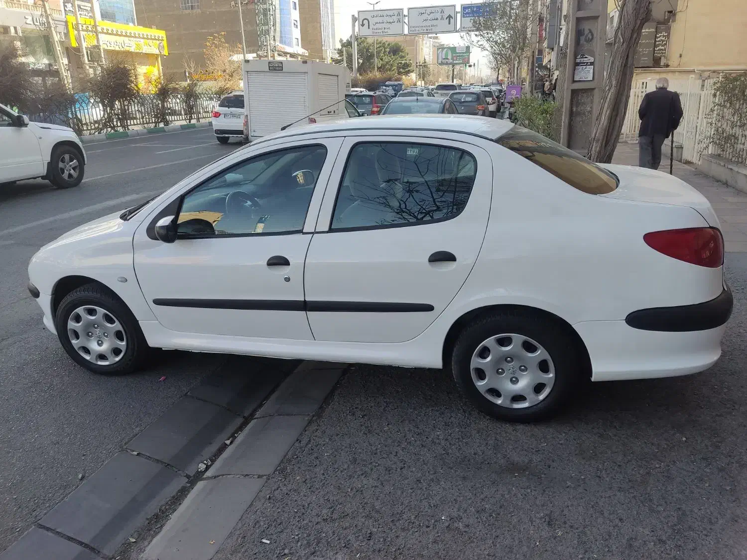 ۲۰۶ صندوقدار V8|خودرو سواری و وانت|کرج, مهرویلا جنوبی|دیوار