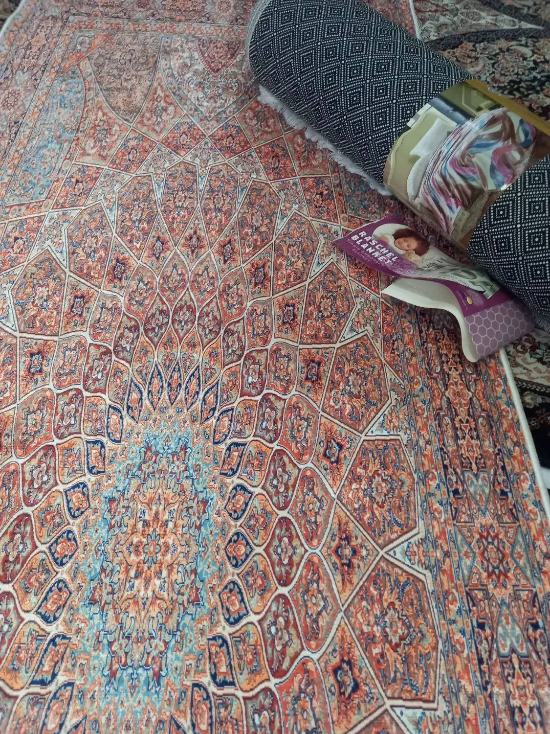 فرشینه ۲ جفت کناره|فرش|تهران, صد دستگاه|دیوار