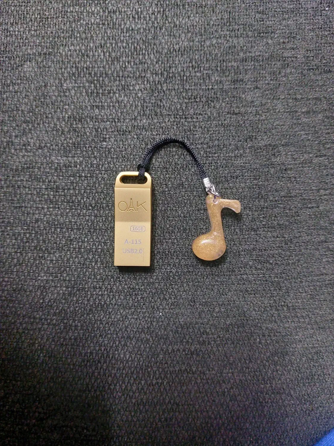 فلش ۱۶ گیگ برند OAK|قطعات و لوازم جانبی رایانه|بیرجند, |دیوار