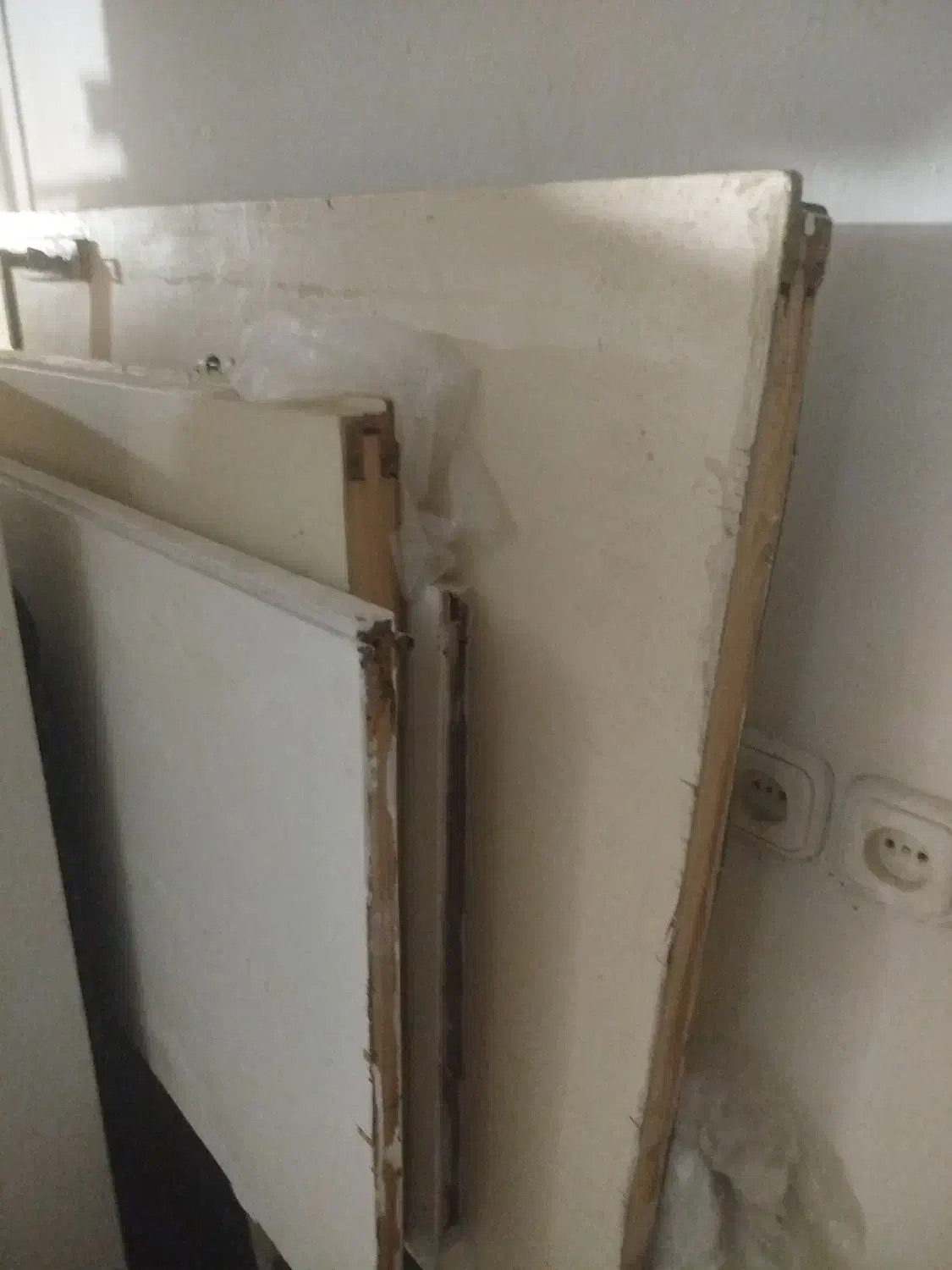 فروش تعدادی لوازم منزل و درب چوبی اتاق و کمد|جاروبرقی، جارو شارژی، بخارشو|بابل, |دیوار