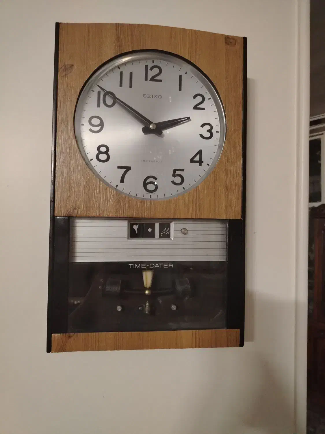 ساعت دیواری قدیمی|ساعت دیواری و تزئینی|شاهین‌شهر, حافظ جنوبی|دیوار