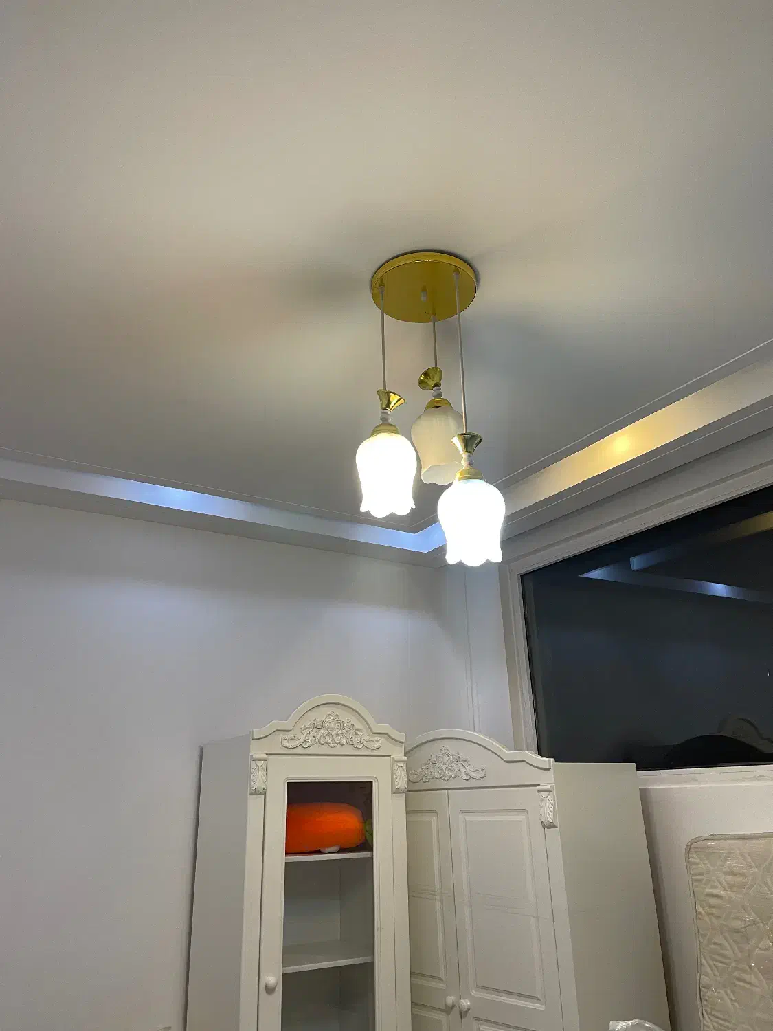 لوستر|لوستر و چراغ آویز|مشهد, الهیه|دیوار