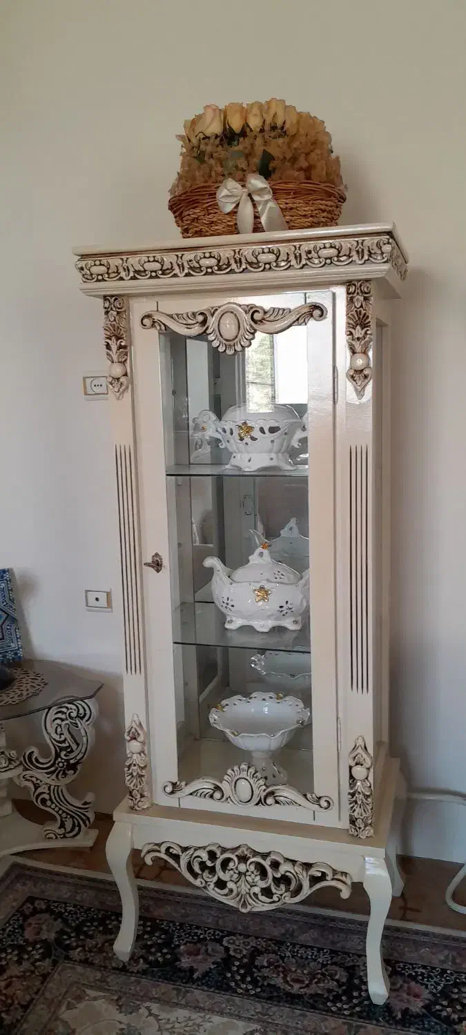 بوفه و آینه شمدان در حد نو|بوفه، ویترین، کنسول|قزوین, |دیوار