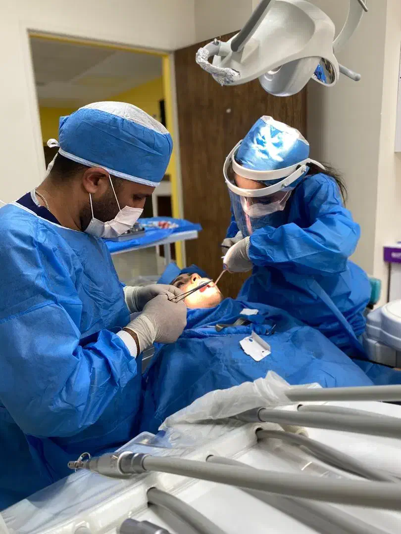 دندانپزشک|استخدام درمانی، زیبایی، بهداشتی|ری, فیروزآبادی|دیوار