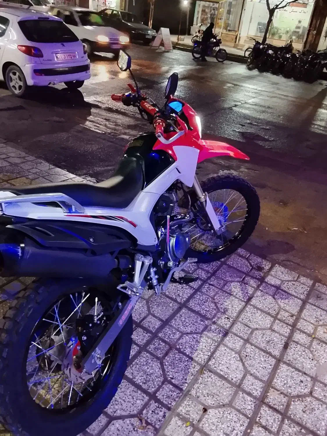 فلات ۲۰۰|موتورسیکلت|بجنورد, |دیوار