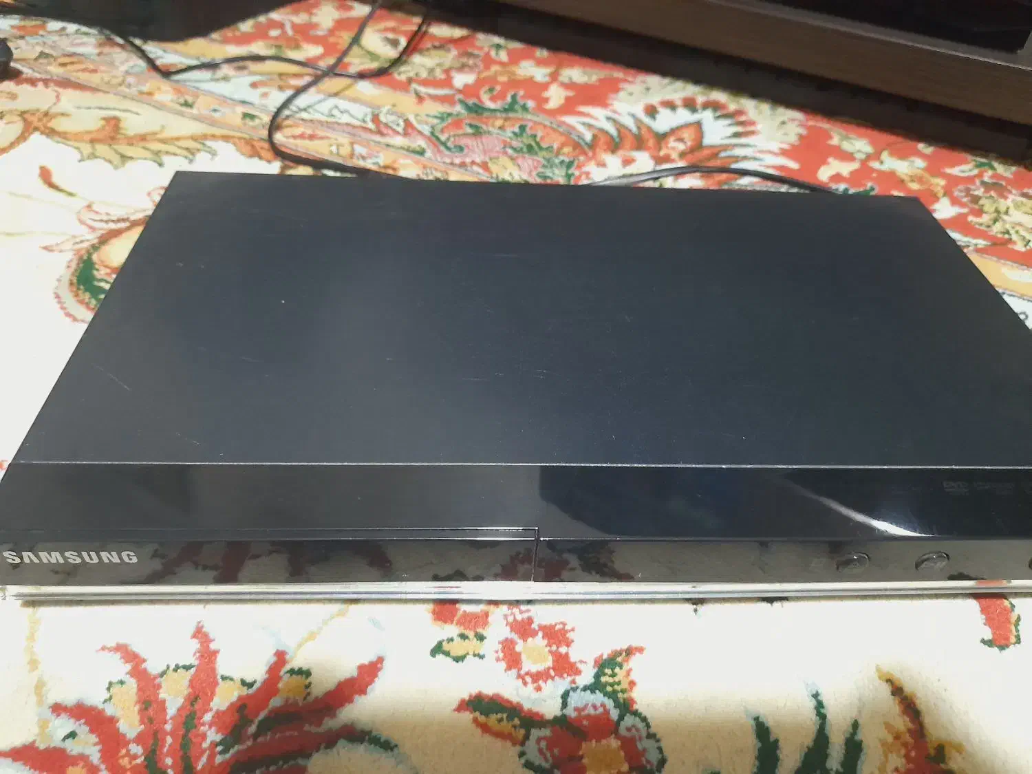 دستگاه دی وی دی و فلش خور، سامسونگ کاملا سالم|پخش‌کننده DVD و ویدیو|رشت, جهاد|دیوار