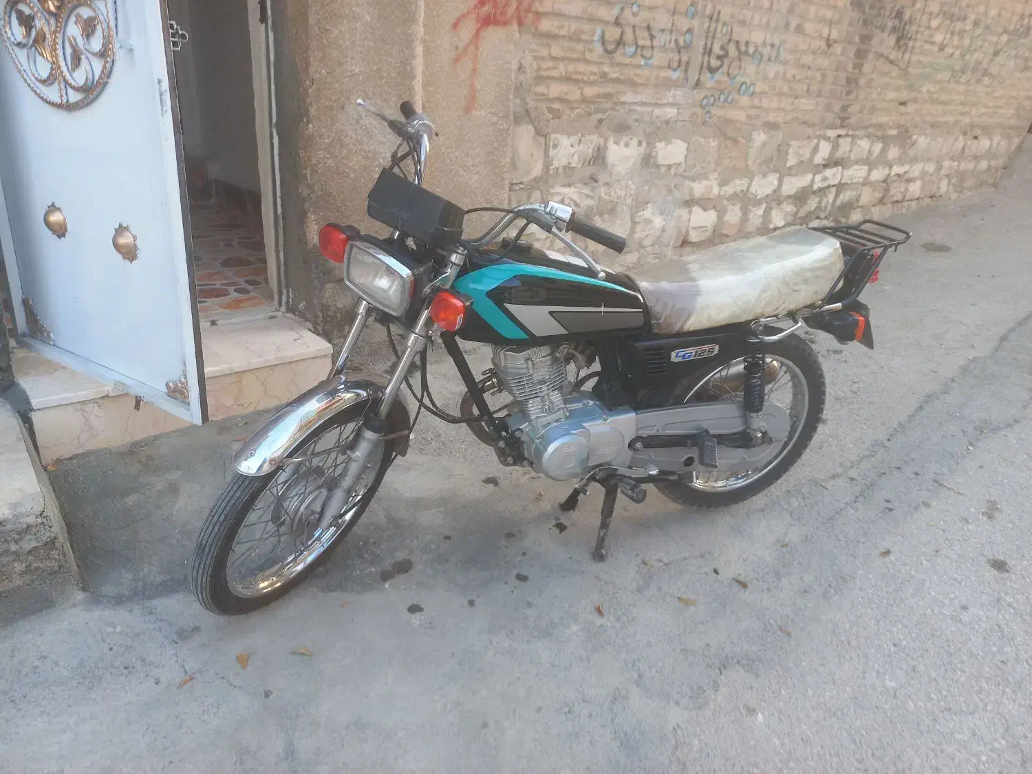 موتور هندا ۱۲۵|موتورسیکلت|کرمانشاه, |دیوار