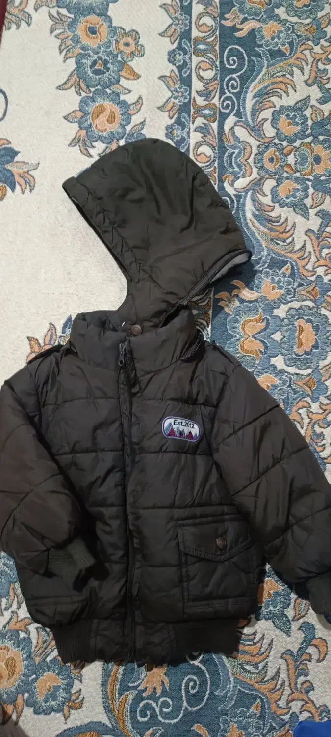 لباس بچگانه|کفش و لباس بچه|گلپایگان, |دیوار