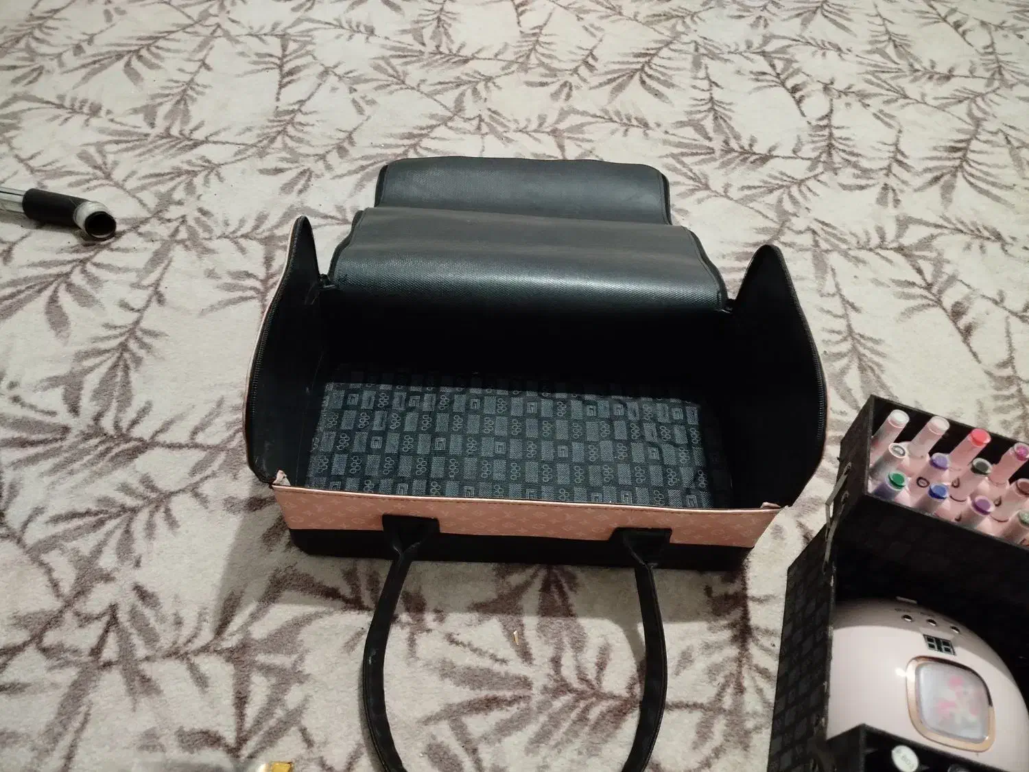 وسایل فروش کاشت ناخن|آرایشی، بهداشتی، درمانی|بروجرد, |دیوار