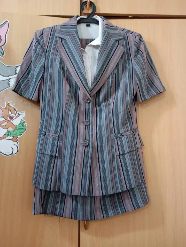 کت و دامن|لباس|بوشهر, |دیوار