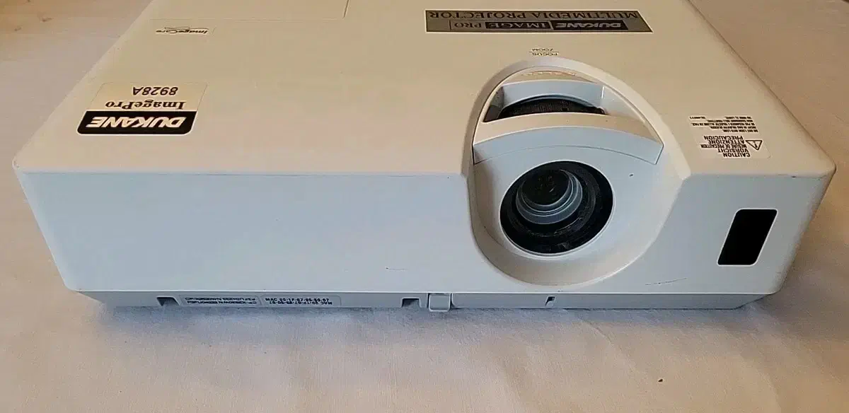 ویدئو پروژکتور هیتاچی DUKANE|تلویزیون و پروژکتور|یزد, |دیوار