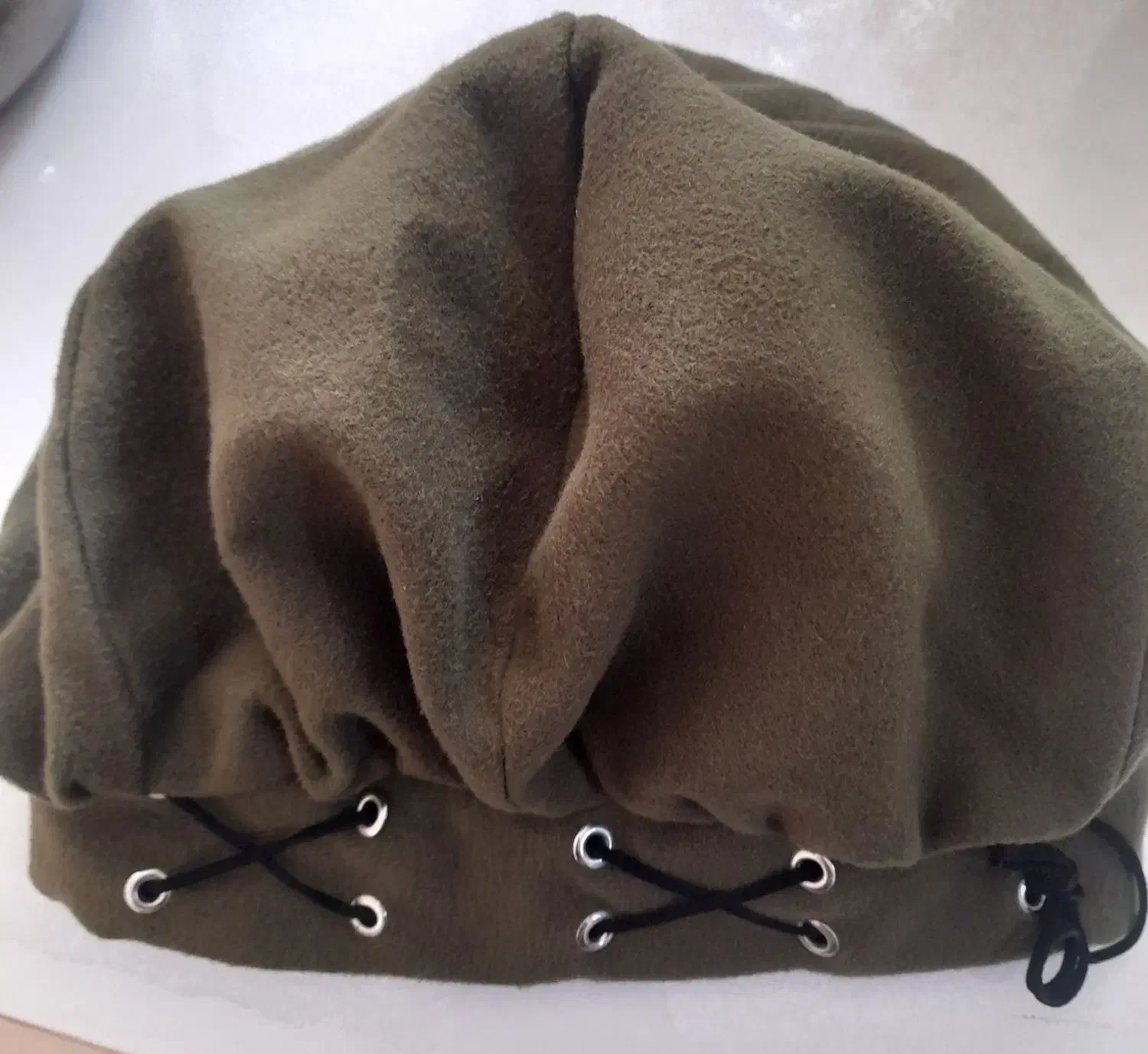 کلاه دخترانه|لباس|رشت, کوی مهر|دیوار